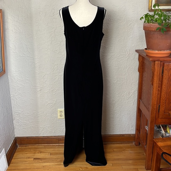 Crimson Velvet Dress And Beaded Jacket Set - Picture 3 of 14